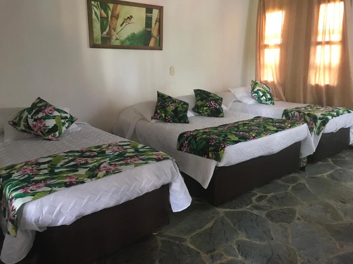 Hotel Del Campo 金巴亚 外观 照片